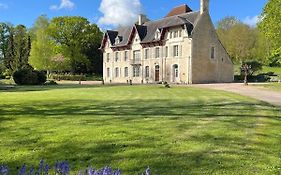 Château du Mesnil Soleil , gites et chambres d'hôtes
